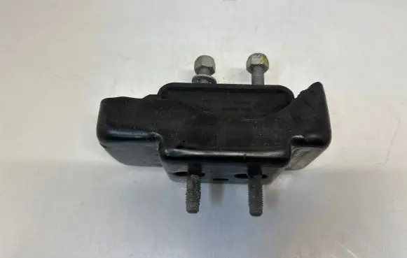 Iveco Daily 6th gen Engine mount bracket 5801283685