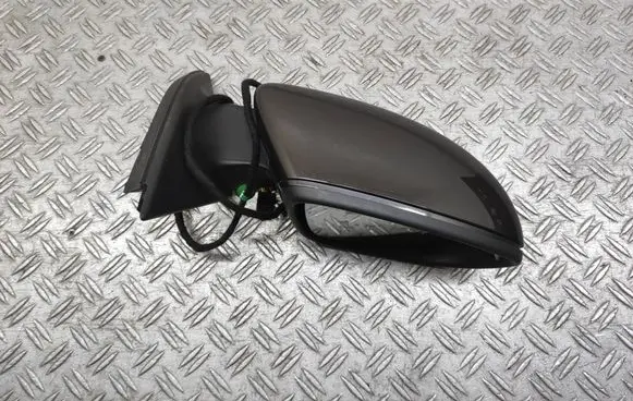 Volkswagen PASSAT B7 Front door electric wing mirror 3C0857934A