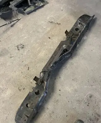 Suzuki Grand Vitara I Rear bumper cross member