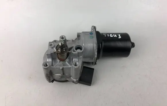 Volkswagen Tiguan Wiper motor 5NC955119A