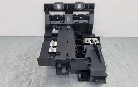 BMW X3 G01 Current control relay 6841701 684170101