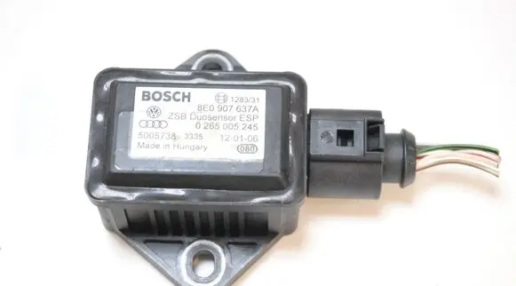 Volkswagen Phaeton Acceleration sensor 8E0907637A