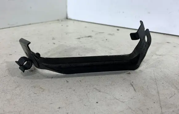 Porsche Cayenne (92A) Other engine bay part 7P5823574A