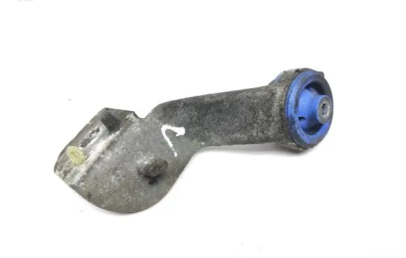 Peugeot 308 Intercooler pipe mounting bracket 