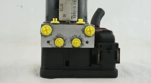 Suzuki Grand Vitara II ABS Pump 65J9 06210909473 06210208464
