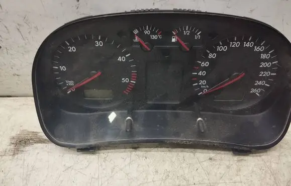 Volkswagen Golf IV Speedometer (instrument cluster) 1035100002