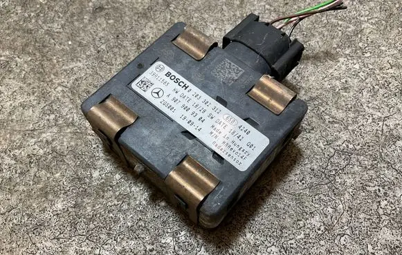 Mercedes-Benz Sprinter W907 W910 Distronic sensor radar 0203302312 39R11585 A9079009304