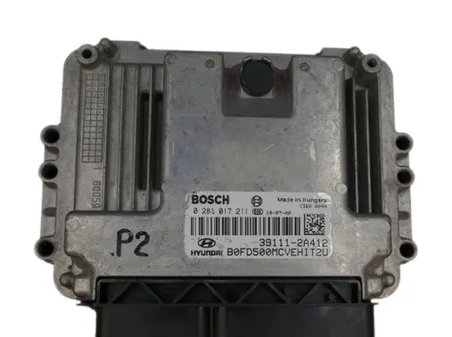 Hyundai i30 Engine control unit/module 0281017211