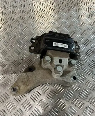 Volkswagen Tiguan Engine mount vacuum valve 5QA199555C