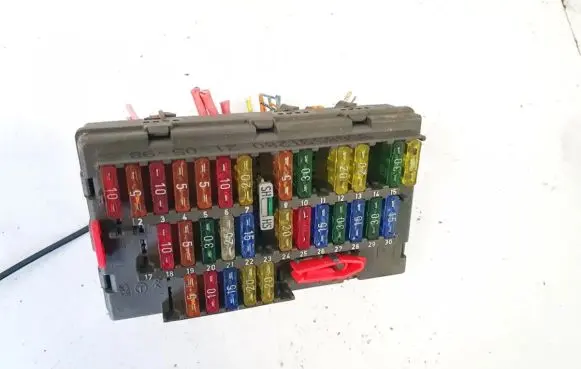 Citroen Xsara Fuse box set 9568591280