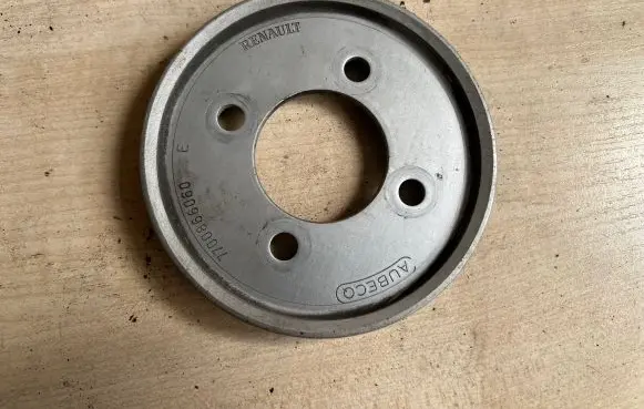 Renault Megane I Crankshaft pulley 7700866060