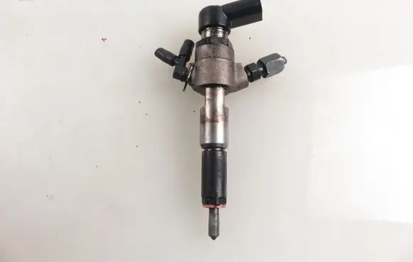 Citroen C3 Fuel injector 9654551080