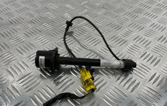 Mercedes-Benz GLE (W166 - C292) Bonnet Pedestrian Airbag Actuator A1669060002 1669060002