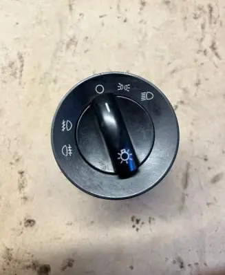 Light switch