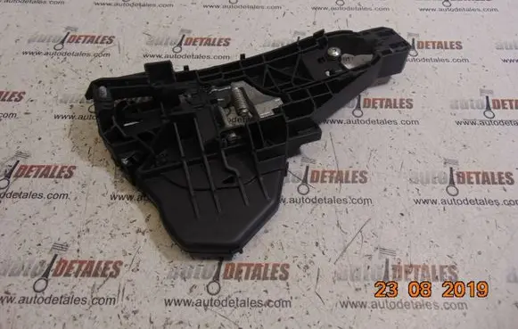 Mercedes-Benz R W251 Front door coupe exterior handle/bracket 