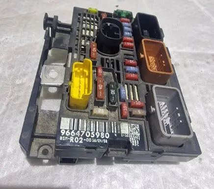 Citroen C5 BSM Control unit 9664705980 BSMR02
