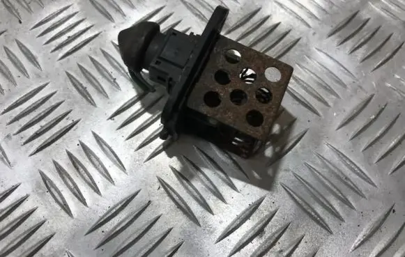 Heater blower motor/fan resistor