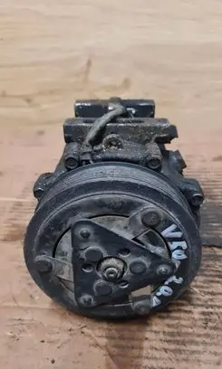 Volvo S40 Air conditioning (A/C) compressor (pump)