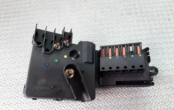 Mercedes-Benz E W211 Fuse module A2115460741