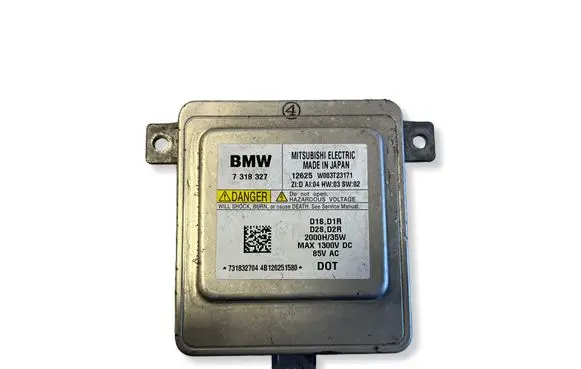 BMW 1 F20 F21 Headlight ballast module Xenon 7318327