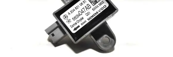 Mercedes-Benz C W204 Airbag deployment crash/impact sensor A2048210651