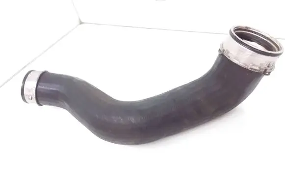 Mercedes-Benz CLS C219 Intercooler hose/pipe A2115282482
