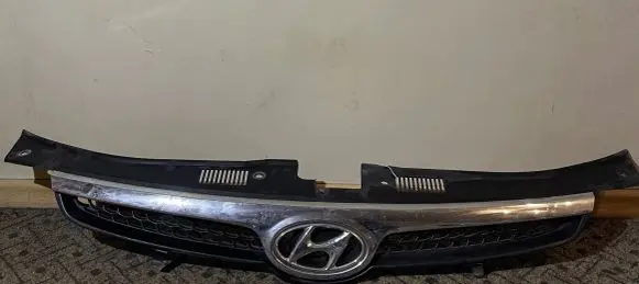 Hyundai i30 Front grill 86351-2R000