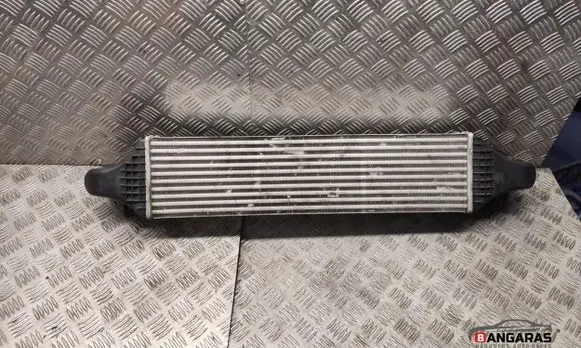 Mercedes-Benz CLA C117 X117 W117 Intercooler radiator