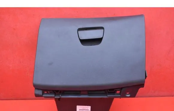 Peugeot 208 I Glove box 9673811277