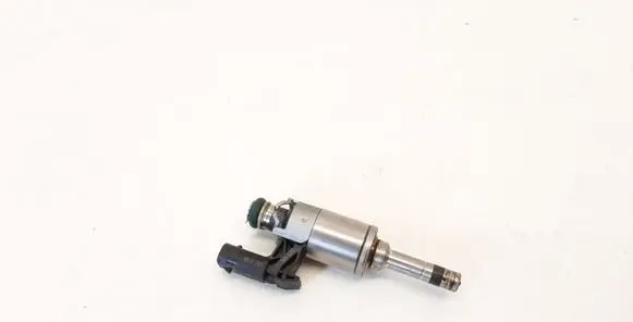 Audi A4 S4 B9 Fuel injector 0261500477