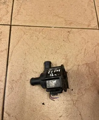 Audi A5 8T 8F Electric auxiliary coolant/water pump 06H121601J