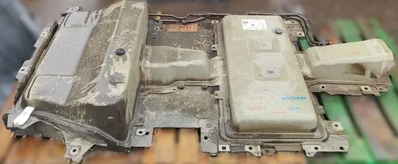 Peugeot 2008 II Hybrid / electric car battery 9827789180