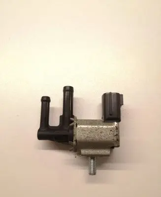 Nissan Juke I F15 Turbo solenoid valve K5T48583