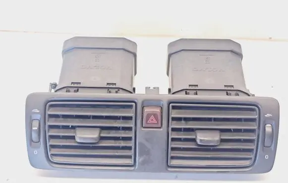Volvo V50 Dash center air vent grill 30722777