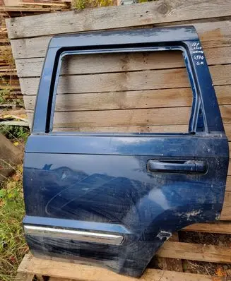 Jeep Grand Cherokee (WK) Rear door NOCODE