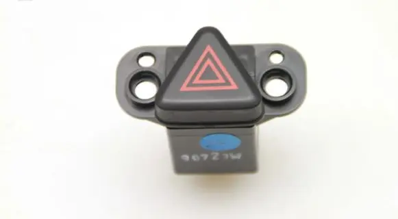 Chevrolet Cruze Hazard light switch 96828350