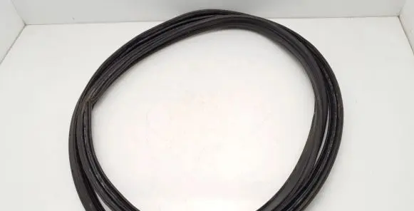Honda CR-V Trunk rubber seal (body) 74440T0AA02