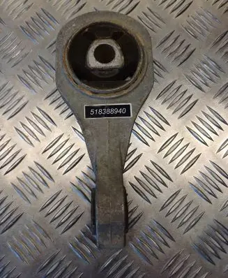 Alfa Romeo Giulietta Engine mount bracket 518388940