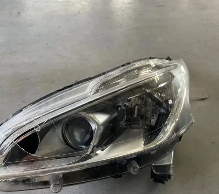 Peugeot 208 Headlight/headlamp 90047883 9810805780