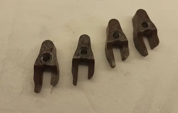 Mercedes-Benz C W204 Fuel Injector clamp holder