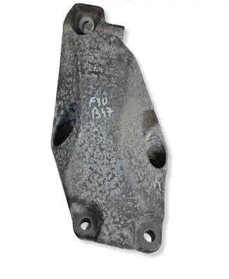 BMW 3 F30 F35 F31 Engine mounting bracket 6861401 162322 85742