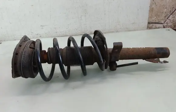 Renault Scenic II - Grand scenic II Front shock absorber with coil spring