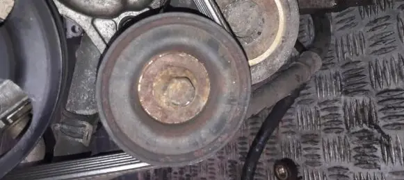 Mazda 3 I Generator/alternator belt tensioner