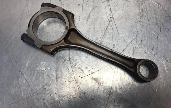 Toyota Corolla Verso AR10 Connecting rod/conrod 