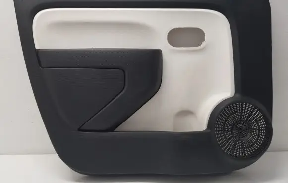 Renault Twingo III Front door card panel trim 156105412 156105422