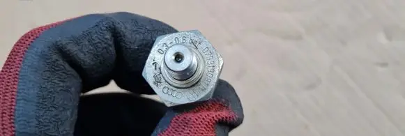 Audi A6 C7 Oil pressure sensor 079919081D