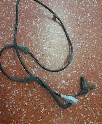 Citroen Berlingo ABS brake wheel speed sensor 9646972580