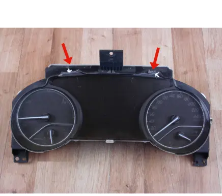 Toyota Camry VIII XV70 Speedometer (instrument cluster) 8380033Y20A