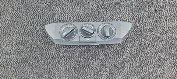 Volkswagen Polo Climate control unit 6Q0819045Q 6Q0819075
