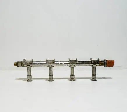 Audi A1 Fuel main line pipe